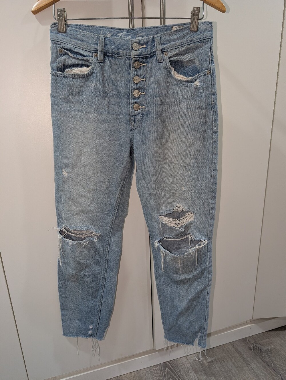 Cropped Straight Jeans